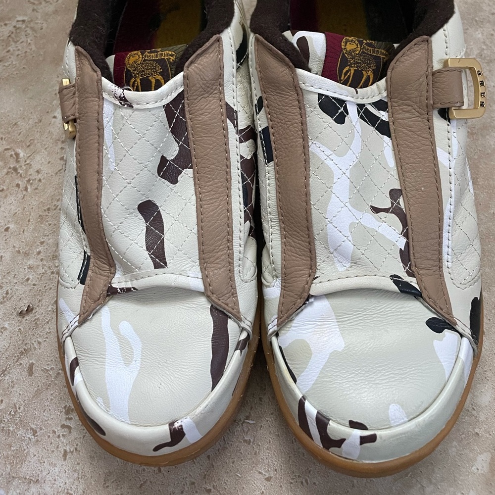 L.A.M.B. Royal Elastics camo sneakers